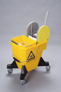 20 litre mobile bucket, 10 litre small bucket, MAX 450 wringer combo - yellow